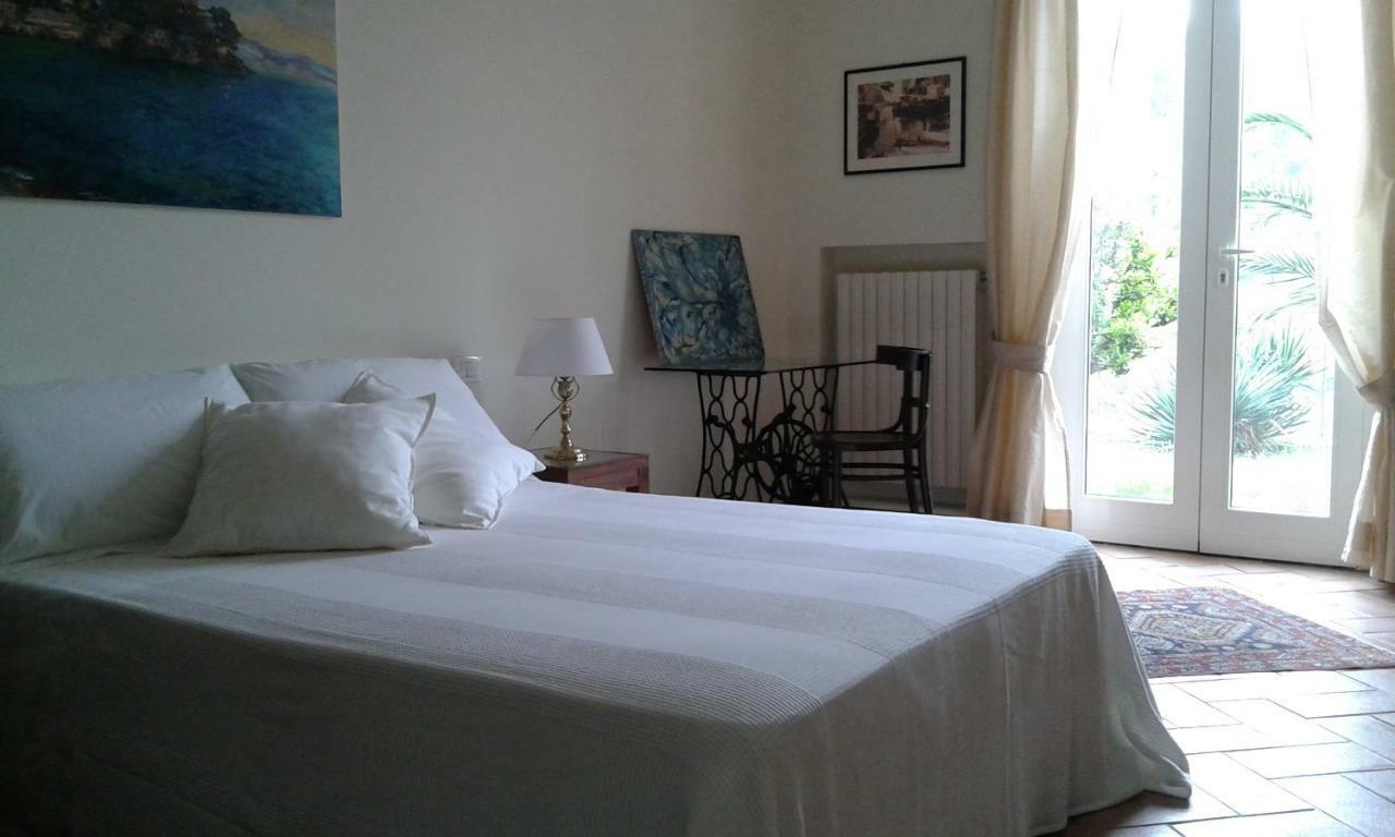 Villa Albachiara 卡莫利 外观 照片